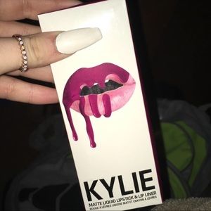 Kylie lip kit Color Spice